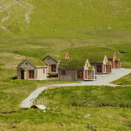 Mulafossur Cottages By Famous Waterfall In Gasadalur Kültér fotó