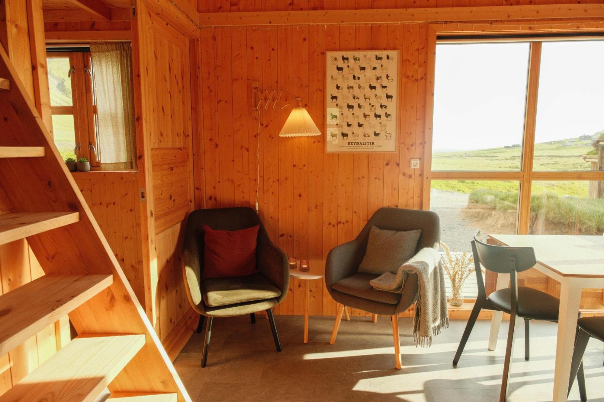 Mulafossur Cottages By Famous Waterfall In Gasadalur Kültér fotó